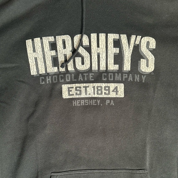 🍫 “Sweet Street Style” Hershey’s Navy Hoodie – XXL 🍫 - Picture 3 of 5